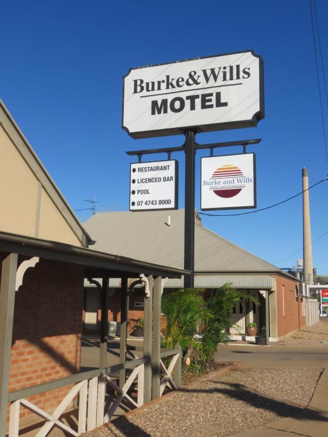 Burke & Wills Mt Isa Motel Mount Isa Buitenkant foto